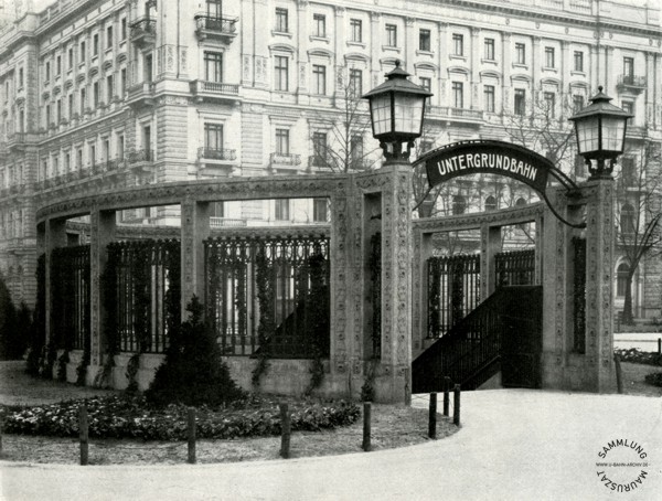 Alfred Grenander, U-Bhf Kaiserhof, westlicher Eingang